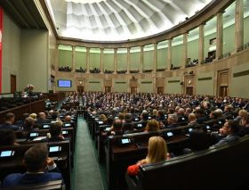 1. posiedzenie Sejmu - dzień drugi [FOTOGALERIA]