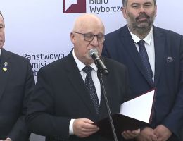 Senator Leszek Czarnobaj - Wręczenie zaświadczenia o wyborze 27 października 2023 roku.