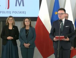 Poseł Szymon Hołownia - Wręczenie aktów powołania nowym członkom Trybunału Stanu